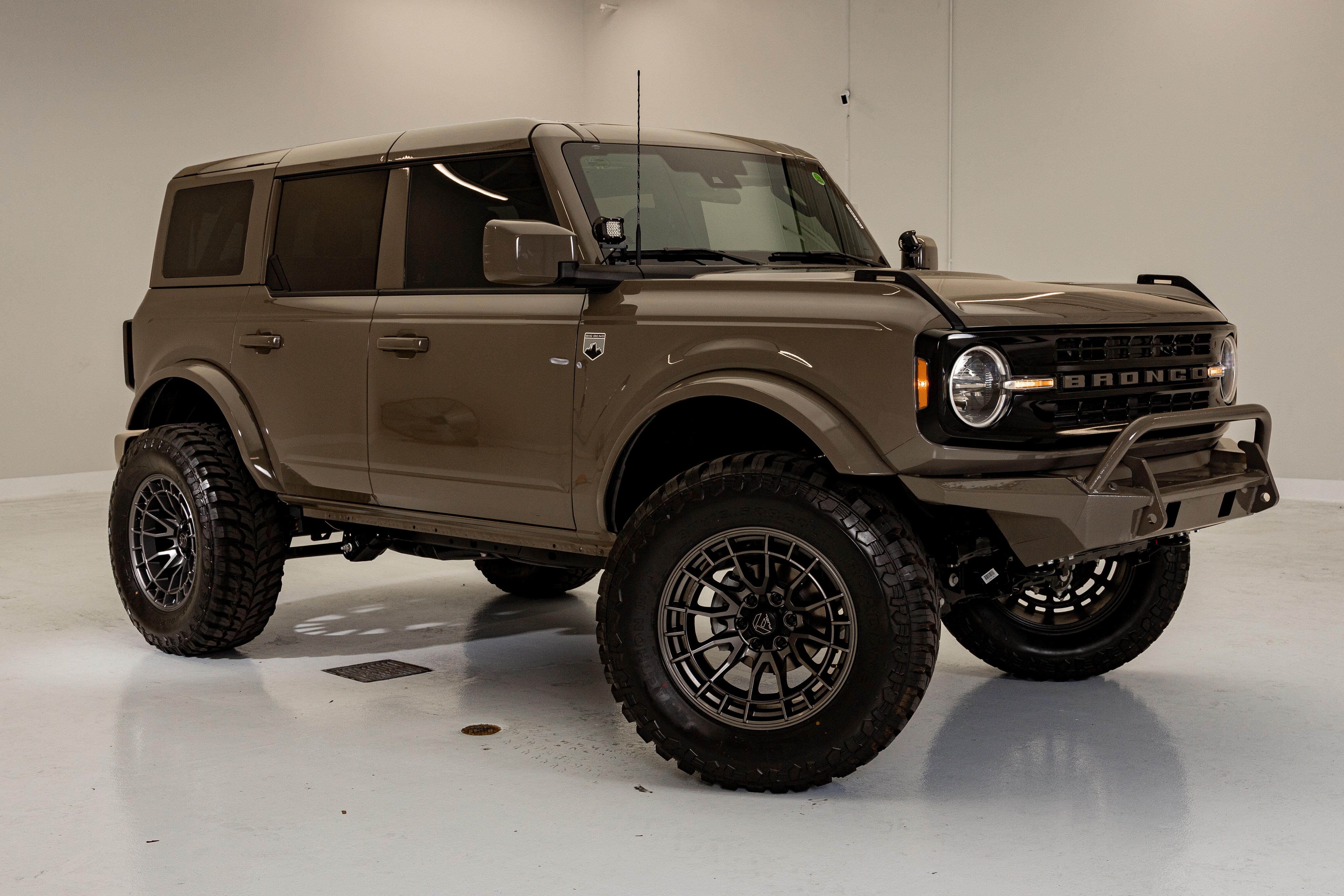 ford bronco 4-door 2026 1FMDE7BH9TLB17900 image ford bronco 4-door 2026 1FMDE7BH9TLB17900 image